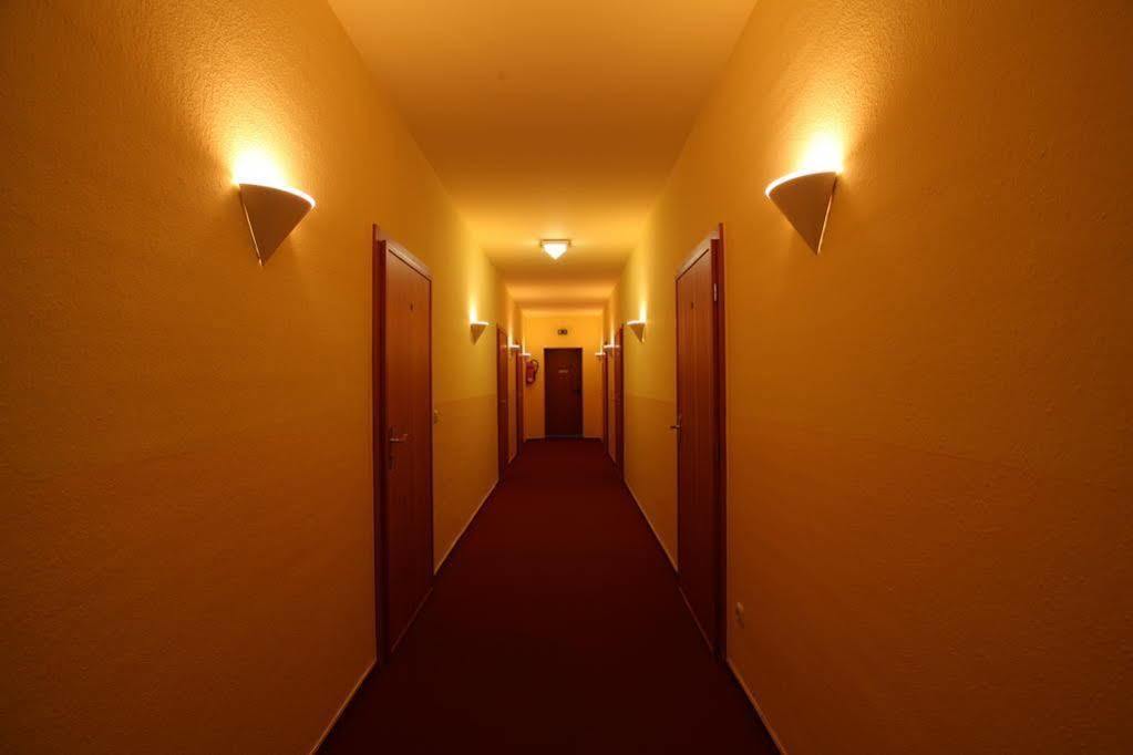 Hotel Garni Harzer Hof Osterode am Harz Exterior photo